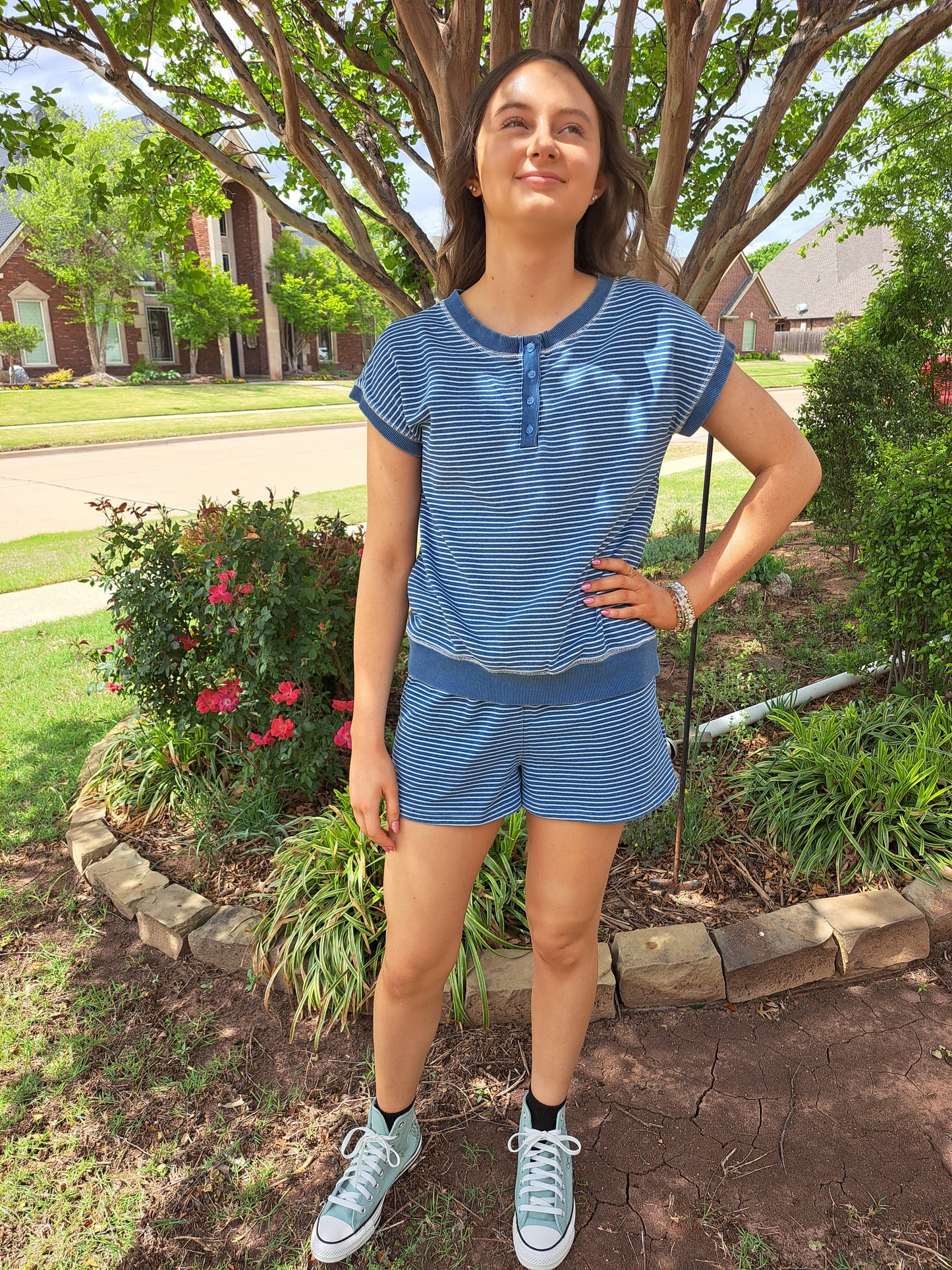 Blue and White Short Sleeve Striped Henley Knit Top - S M