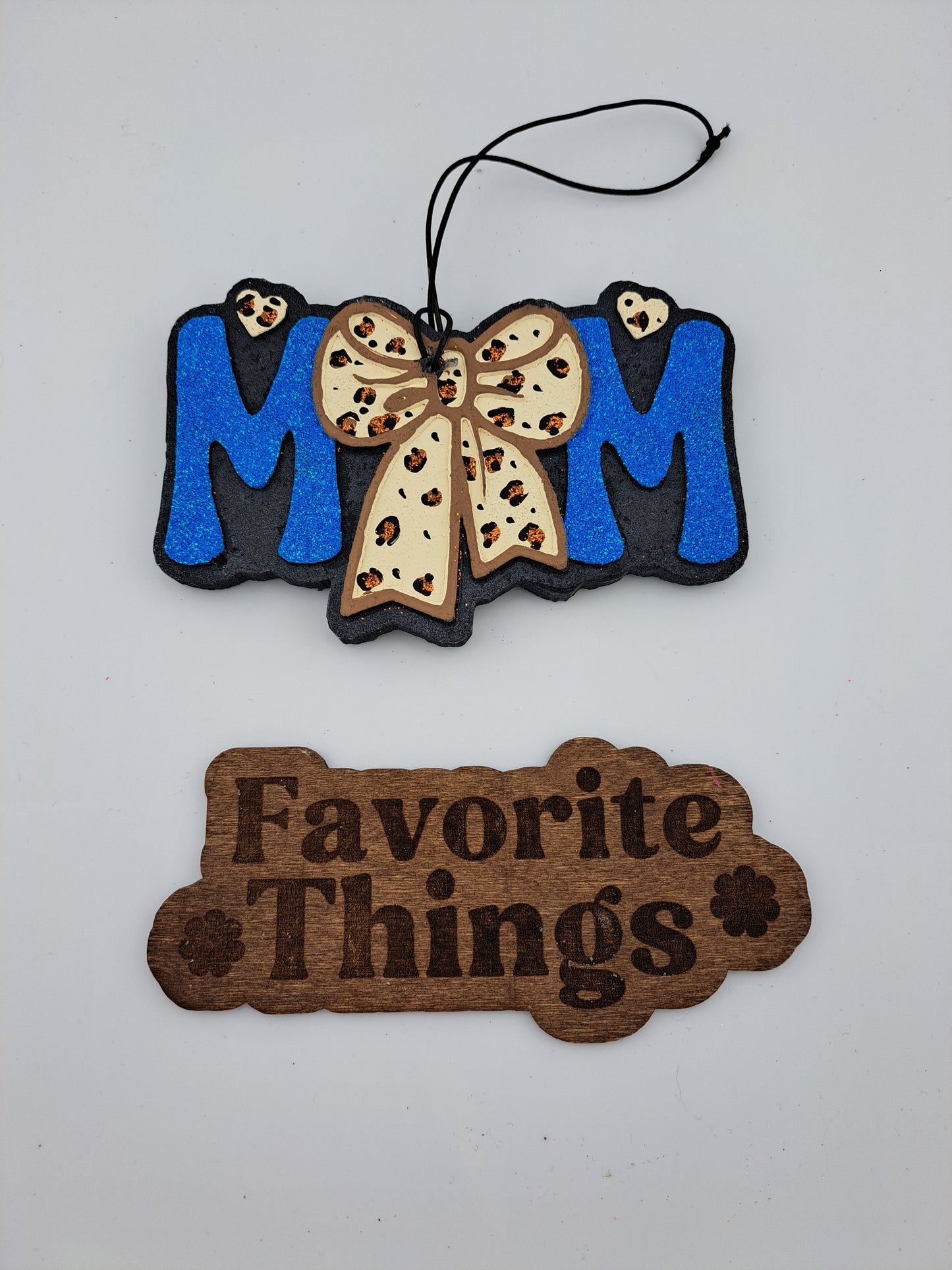 Mom With Leopard Bow - Blue