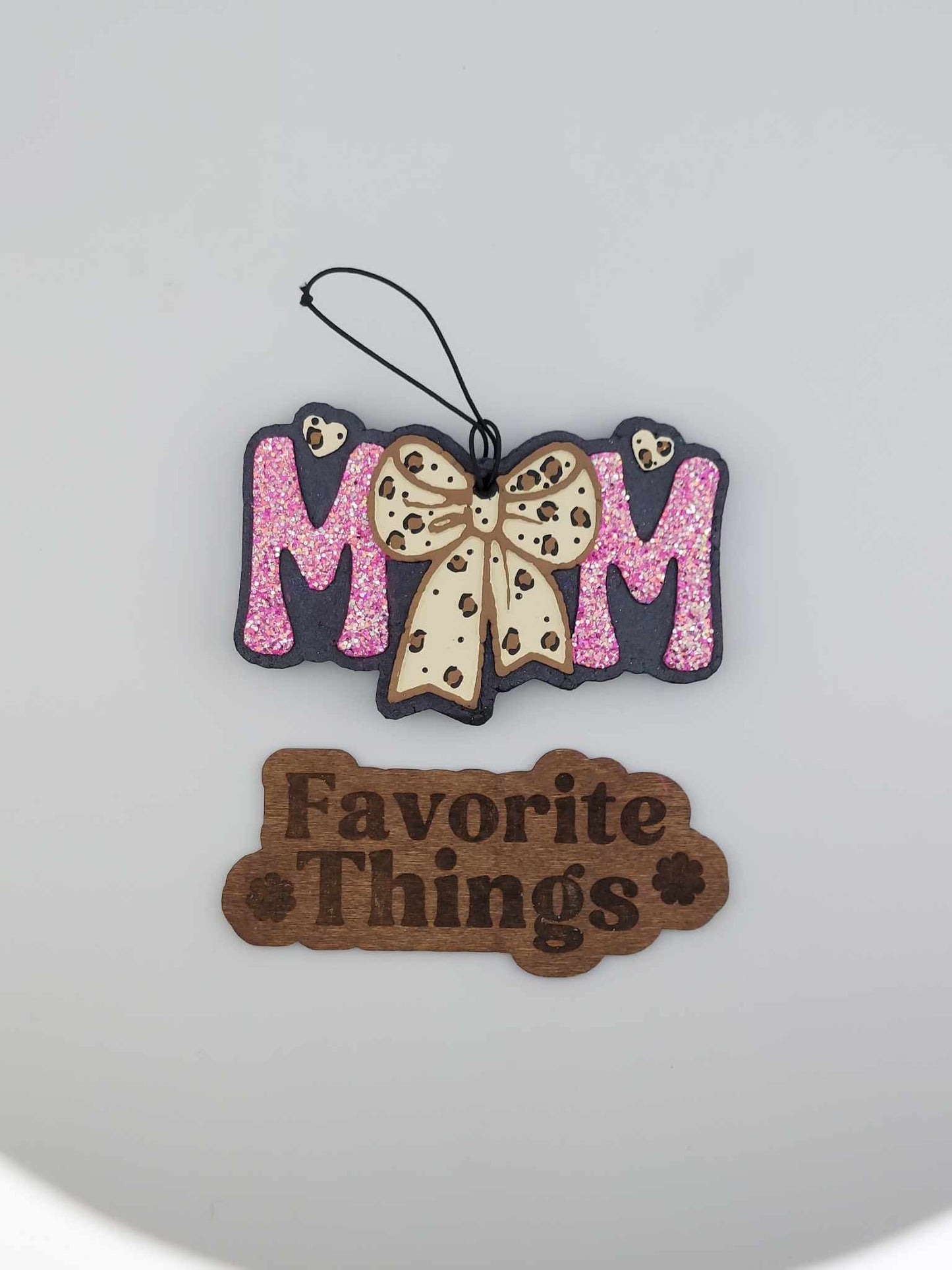 Mom With Leopard Bow Freshie - Pink Glitter