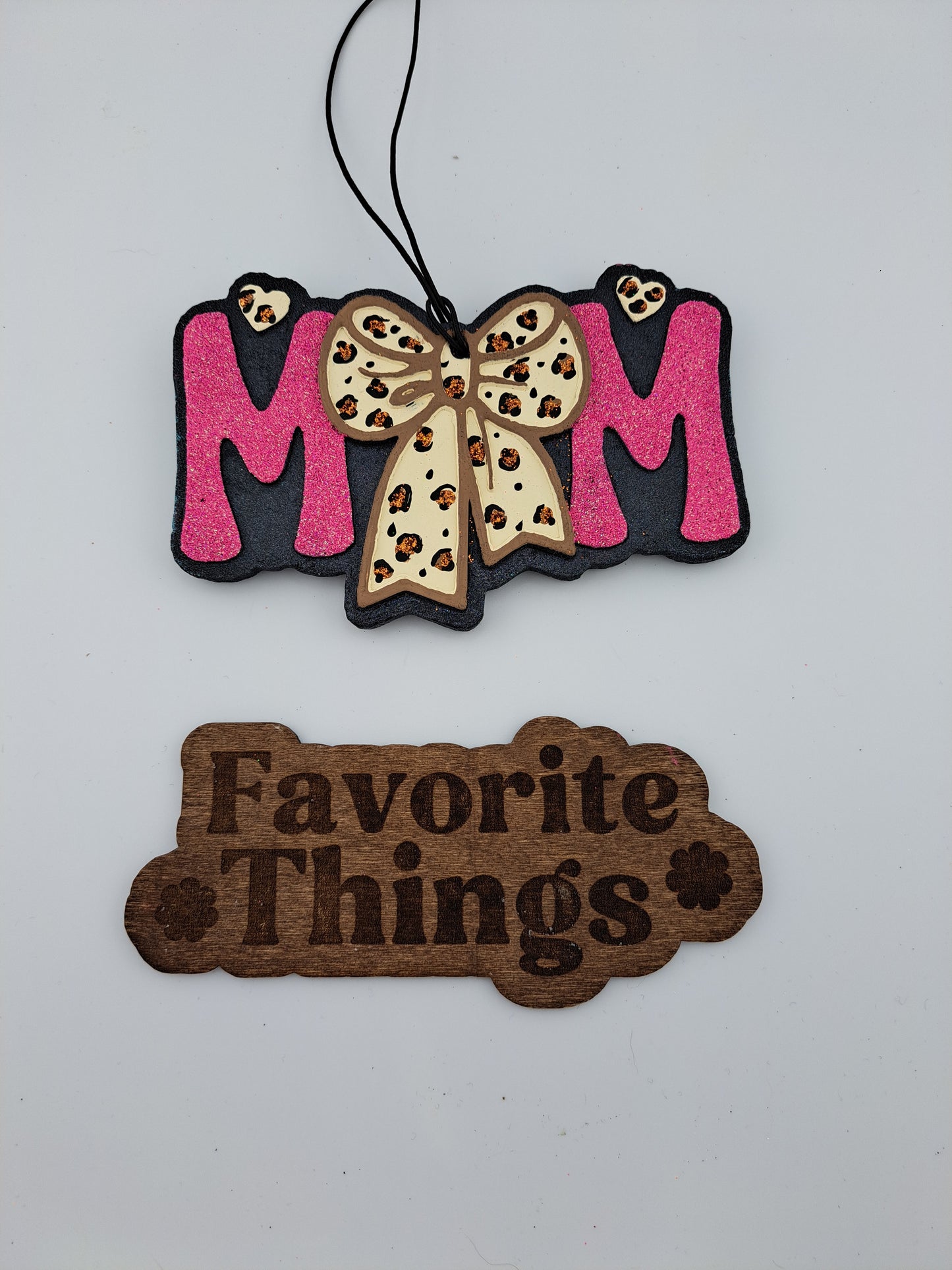 Mom With Leopard Bow - Pink