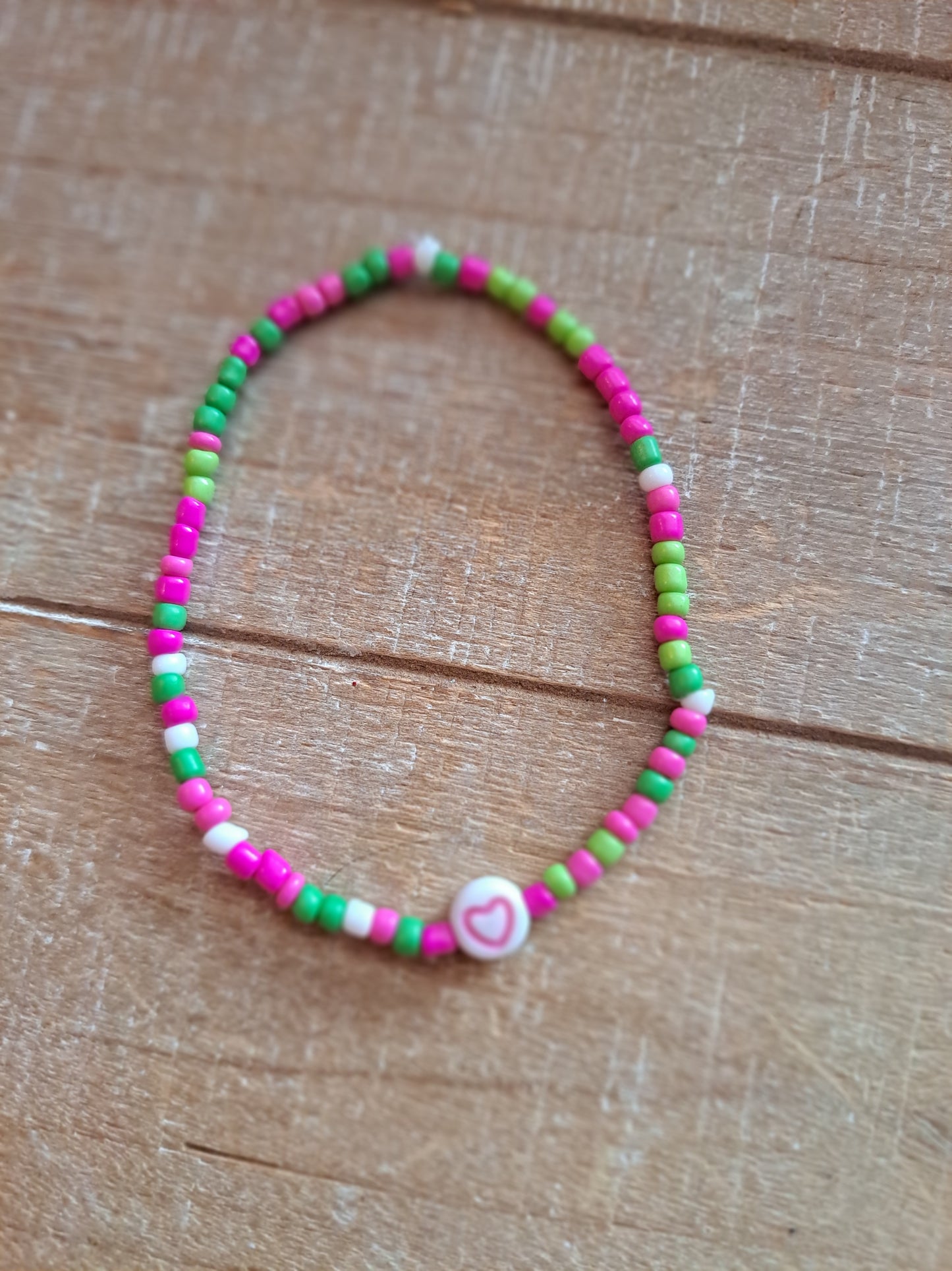 Bead Bracelet With Circle Heart Charm