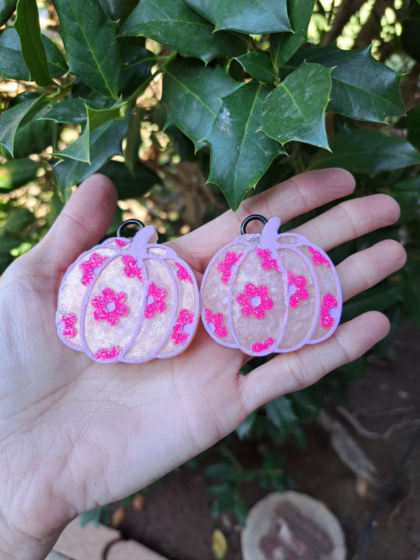 Vent Clips White Pumpkin With Pink Flowers Freshie