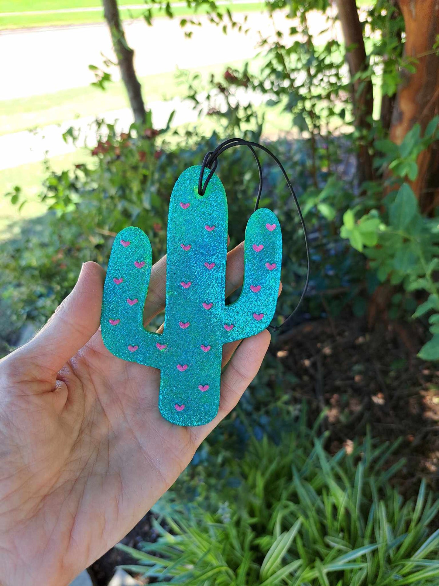 Cactus Heart Freshie - Metallic With Pink Hearts