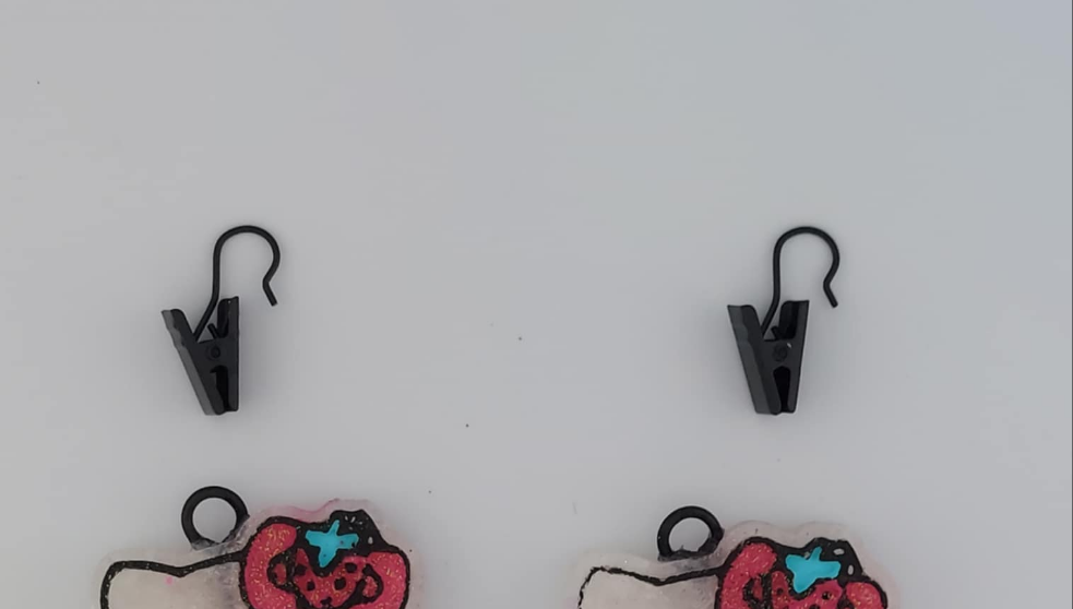 Hello Kitty Strawberry Vent Clips