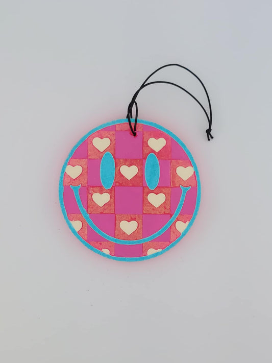 Checkered Heart Smiley - Pink With Blue Trim