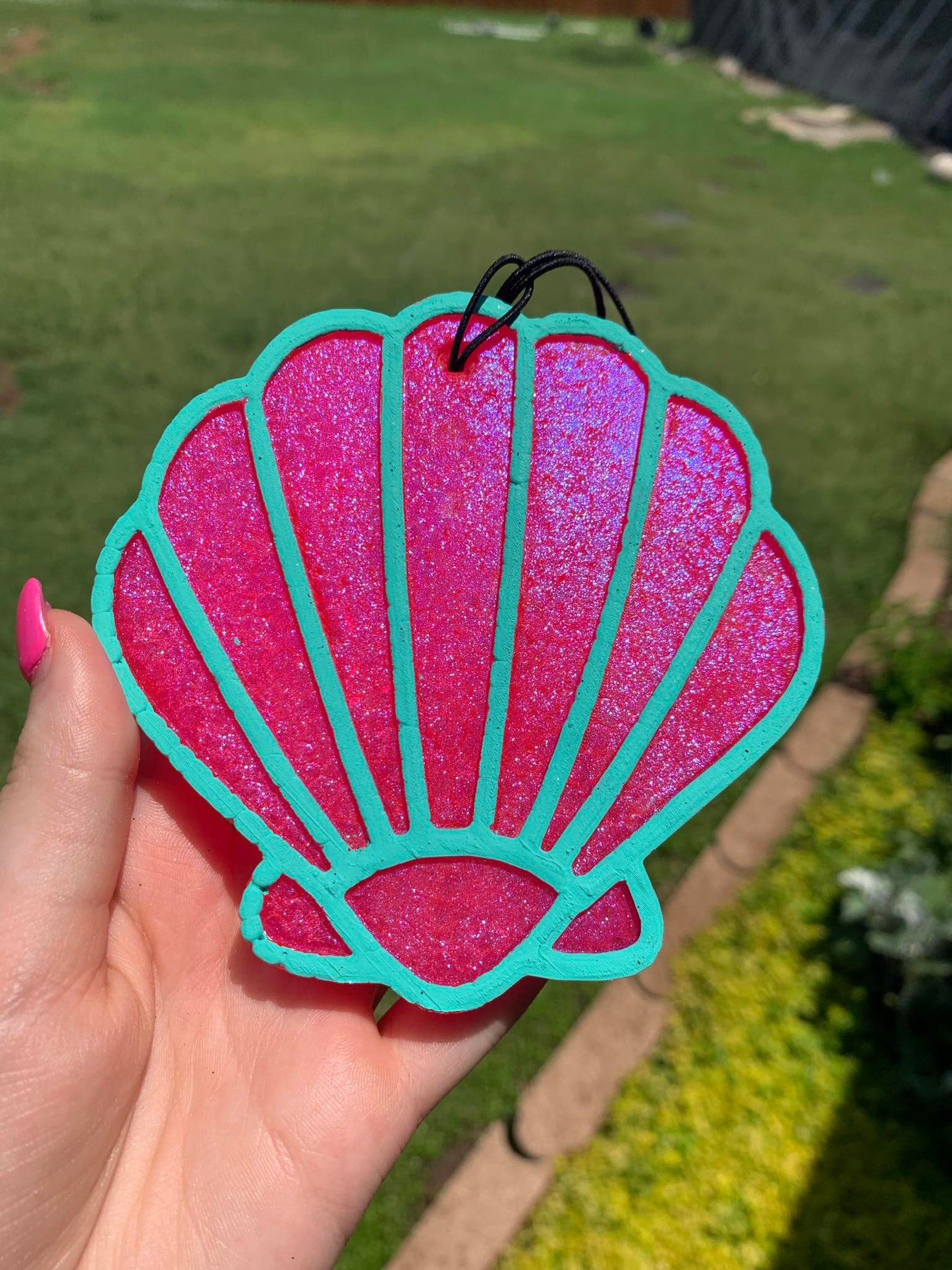 Metallic Shell Freshie - Magenta With Turquoise Trim