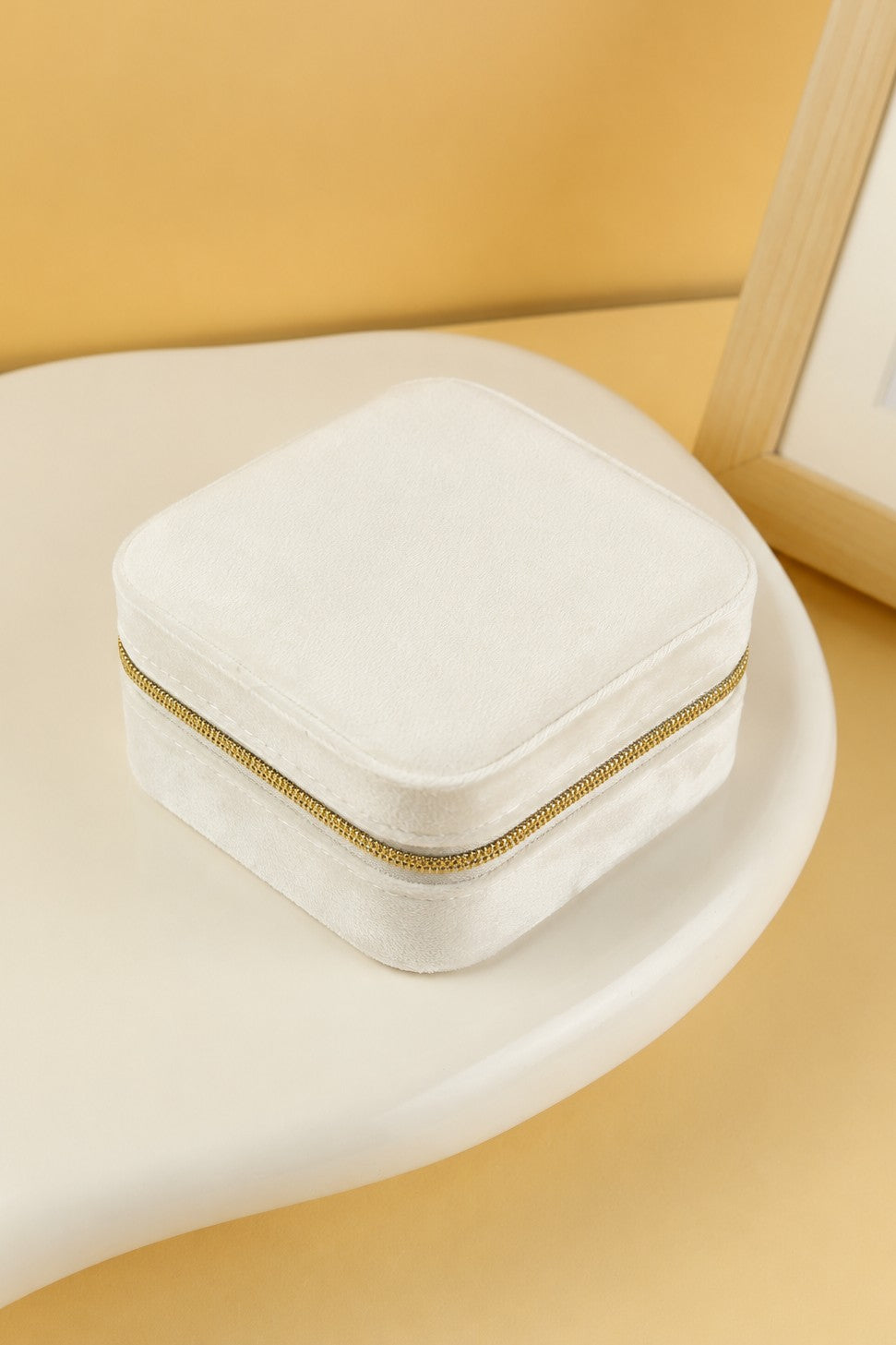 Off White Velvet Jewelry Organizer - Jewelry Box