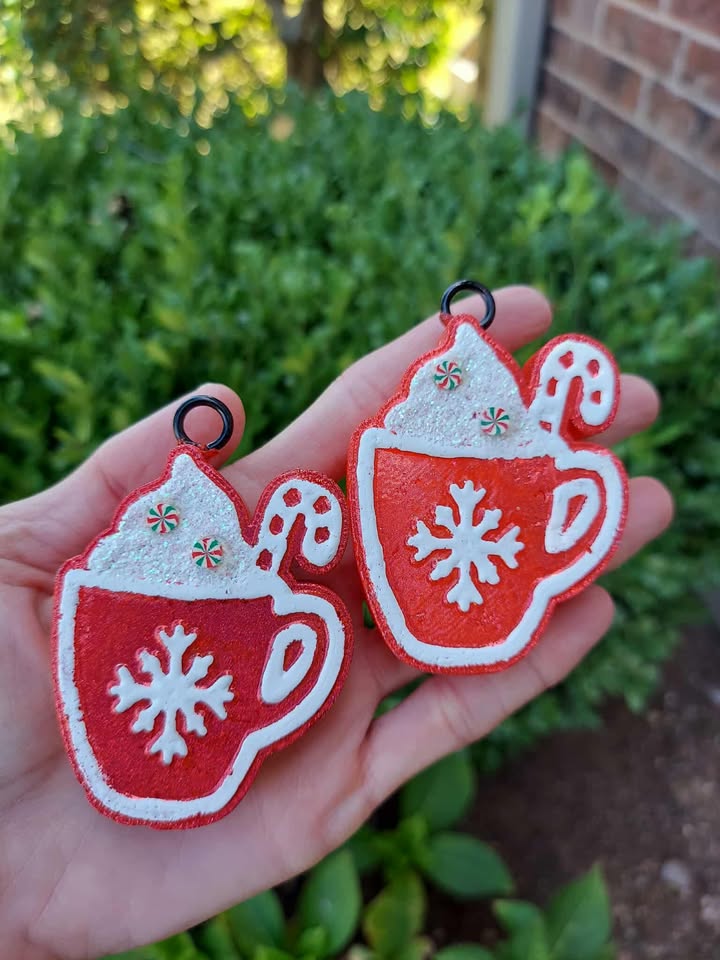 Red Metallic Snowflake Mug Vent Clip Freshies