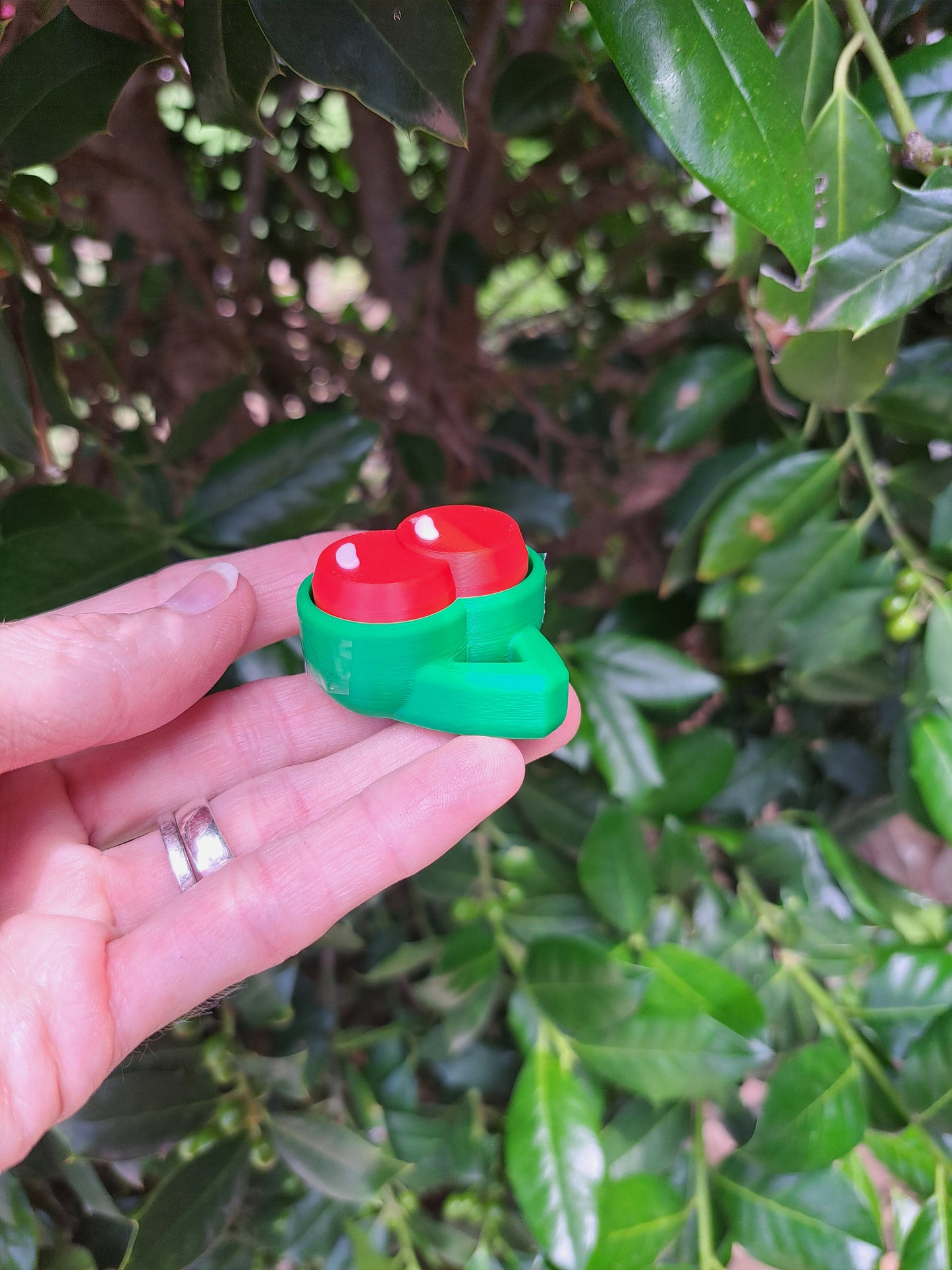 3D Printed Cherry Clicker